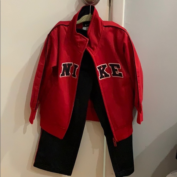 Nike kids warm up size 2t worn once - Picture 1 of 1